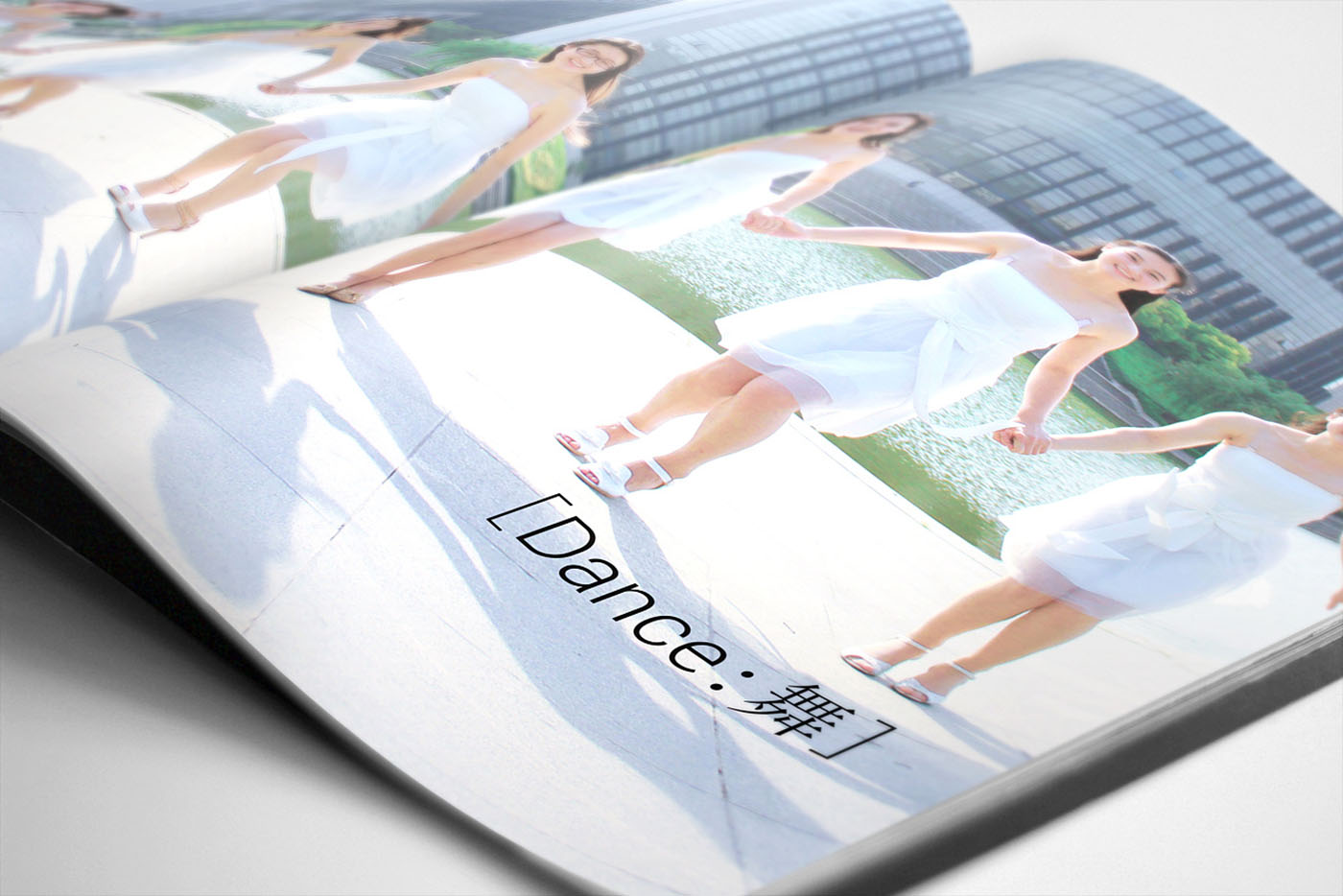 大學畢業(yè)紀念冊設計，畢業(yè)紀念冊設計公司